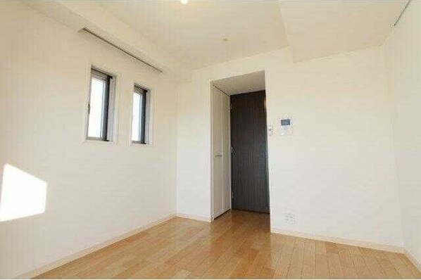 プラウドフラット鶴見IIの物件内観写真